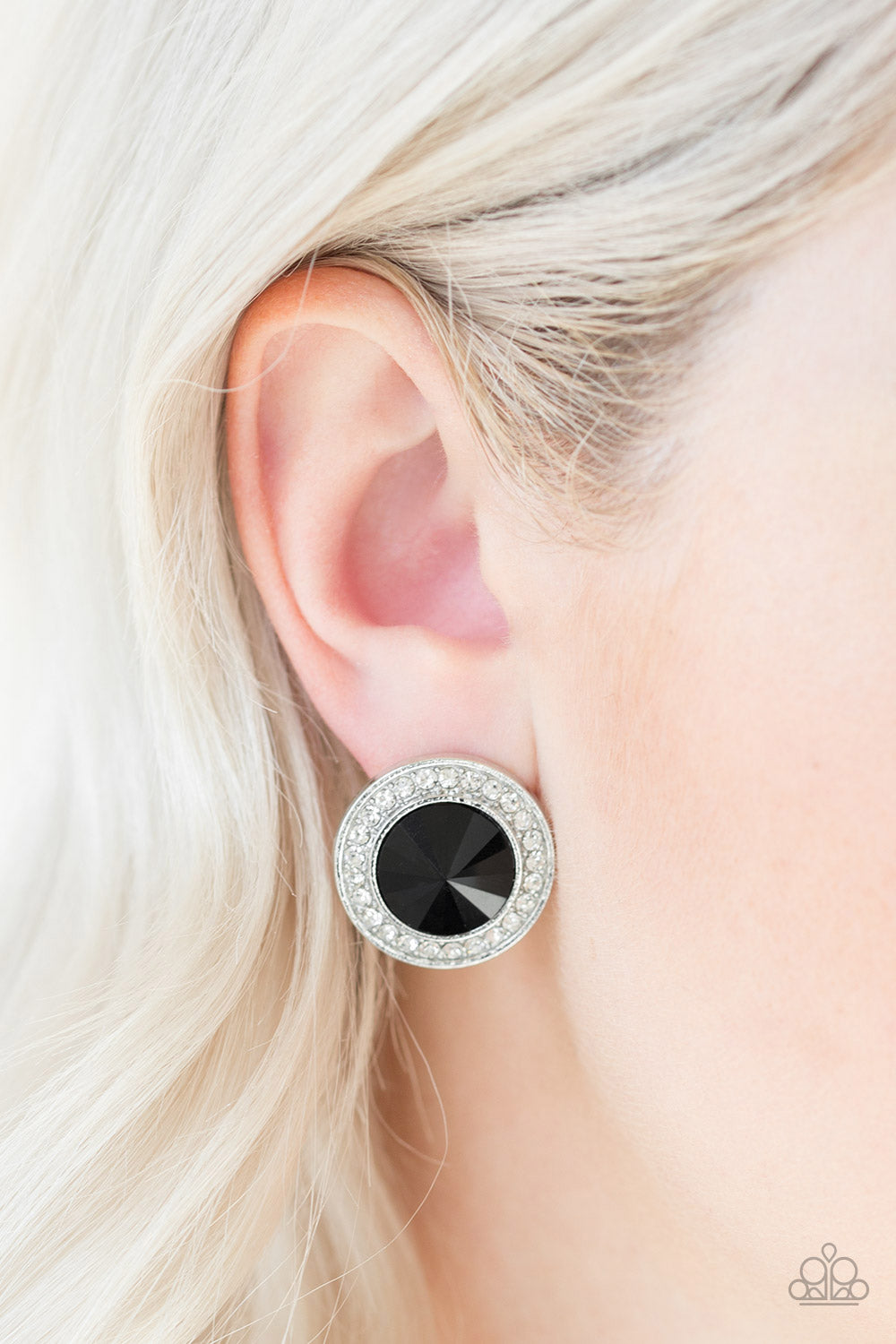 What Should I BLING? - Black earrings
