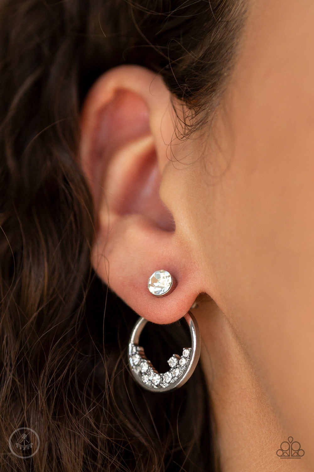 Rich Blitz - White earrings
