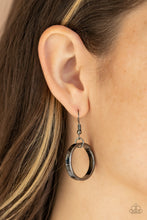 Load image into Gallery viewer, Innovated Idol - Black necklace
