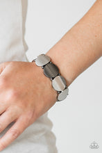 Load image into Gallery viewer, Metallic Spotlight - Multi bracelet
