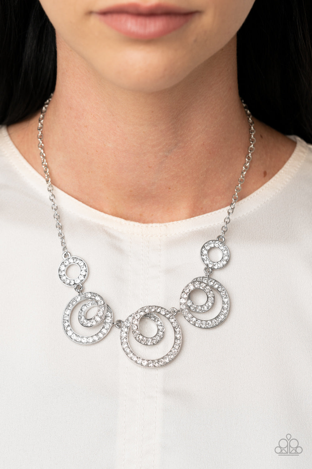 Total Head-Turner - White Necklace