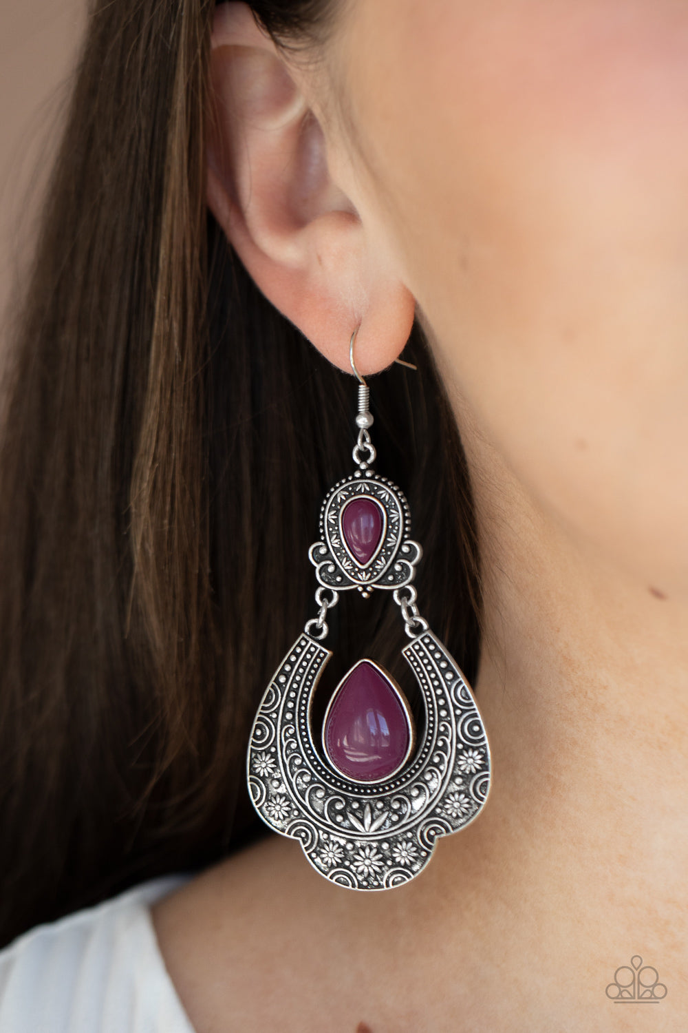 Rise and Roam - Purple earrings