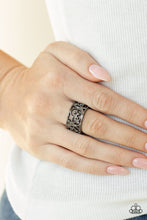 Load image into Gallery viewer, Di-VINE Design - Black ring
