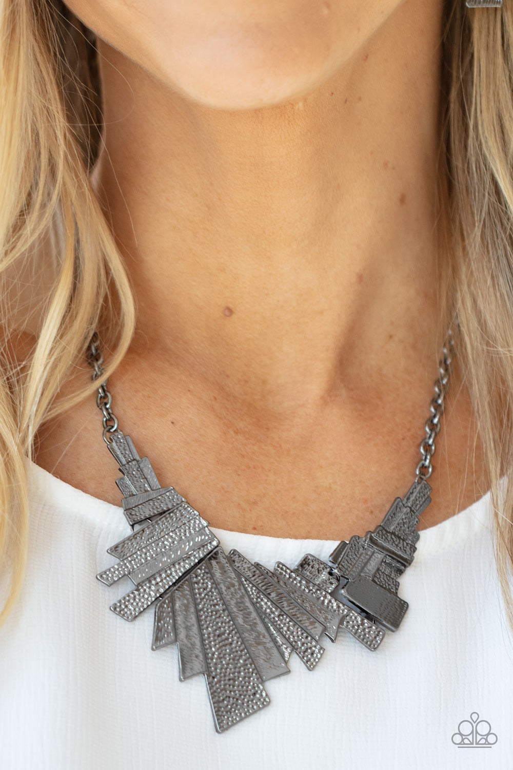 Happily Ever AFTERSHOCK - Black necklace