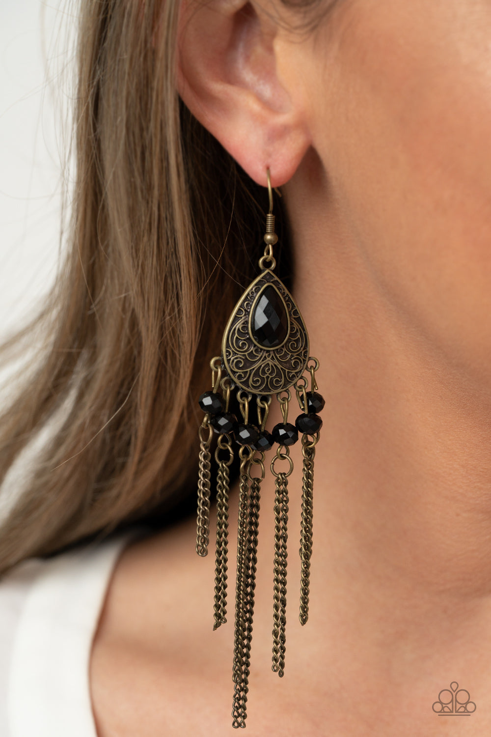 Floating on HEIR - Brass earrings