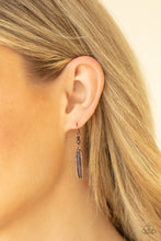 Load image into Gallery viewer, Queen of the QUILL - Copper necklace

