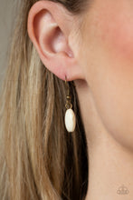 Load image into Gallery viewer, Southern Opera - Brass necklace
