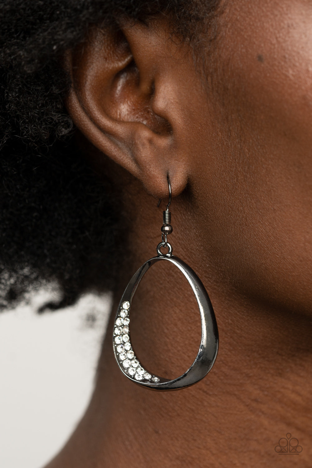 Fiercely Flauntable - Black earrings