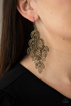 Load image into Gallery viewer, The Shakedown - Brass earrings
