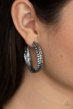 Load image into Gallery viewer, Laurel Gardens - Silver earrings
