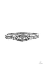 Load image into Gallery viewer, Locked in Luster -  Silver bracelet
