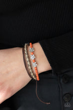 Load image into Gallery viewer, Raffia Remix - Orange bracelet
