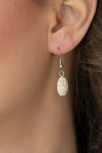 Load image into Gallery viewer, Luck Of The West - White necklace
