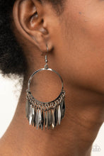 Load image into Gallery viewer, Radiant Chimes - Black earrings
