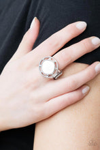Load image into Gallery viewer, Encompassing Pearlescence - White ring
