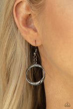 Load image into Gallery viewer, Harmonious Hardware - Black necklace
