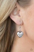 Load image into Gallery viewer, Chicly Cupid - Silver necklace
