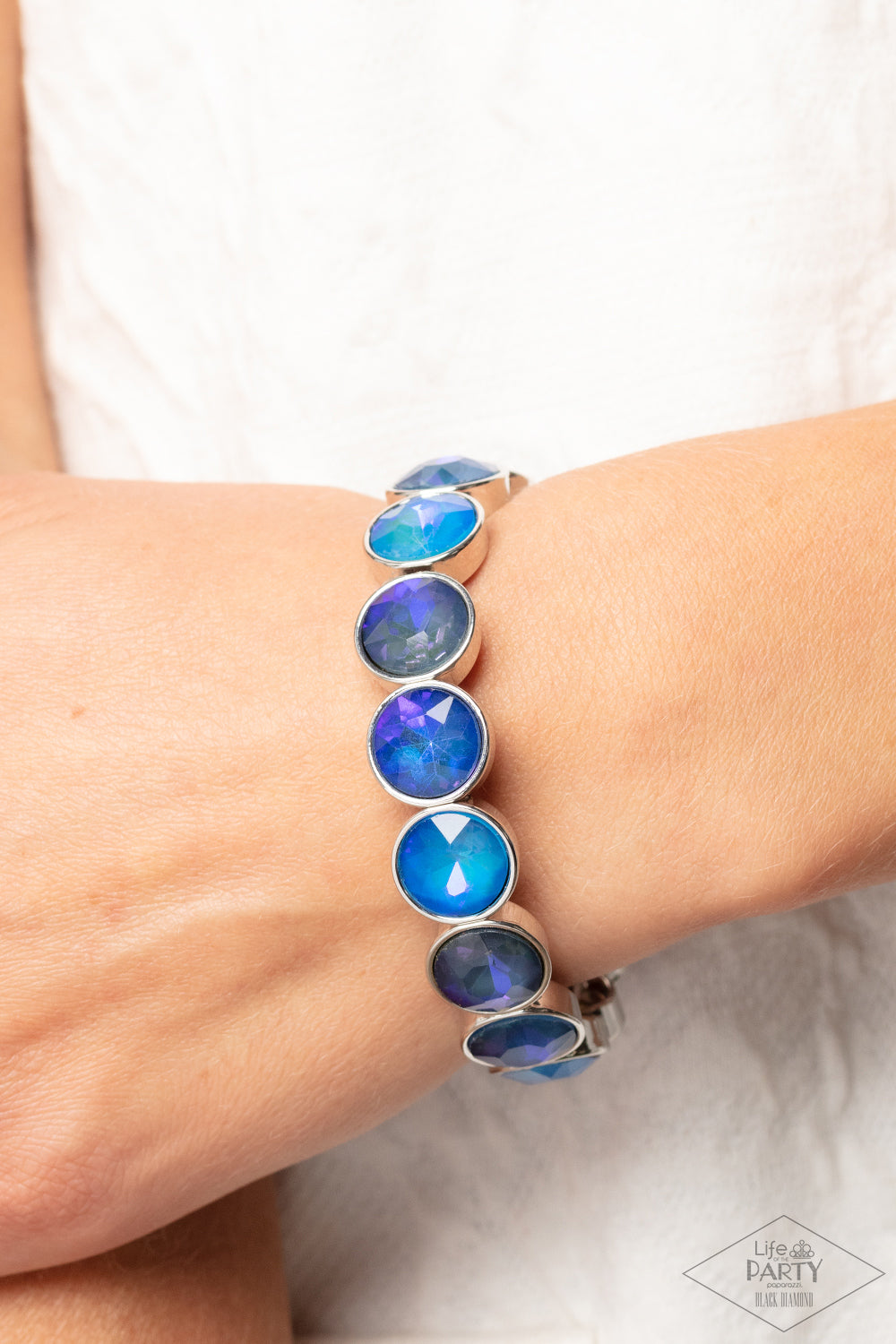 Radiant on Repeat - Blue bracelet