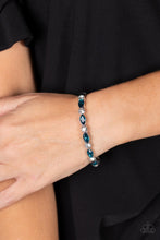 Load image into Gallery viewer, Petitely Powerhouse - Blue bracelet
