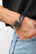 Load image into Gallery viewer, Desert Roost - Black bracelet
