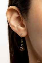 Load image into Gallery viewer, Right Hand TALISMAN - Brass necklace
