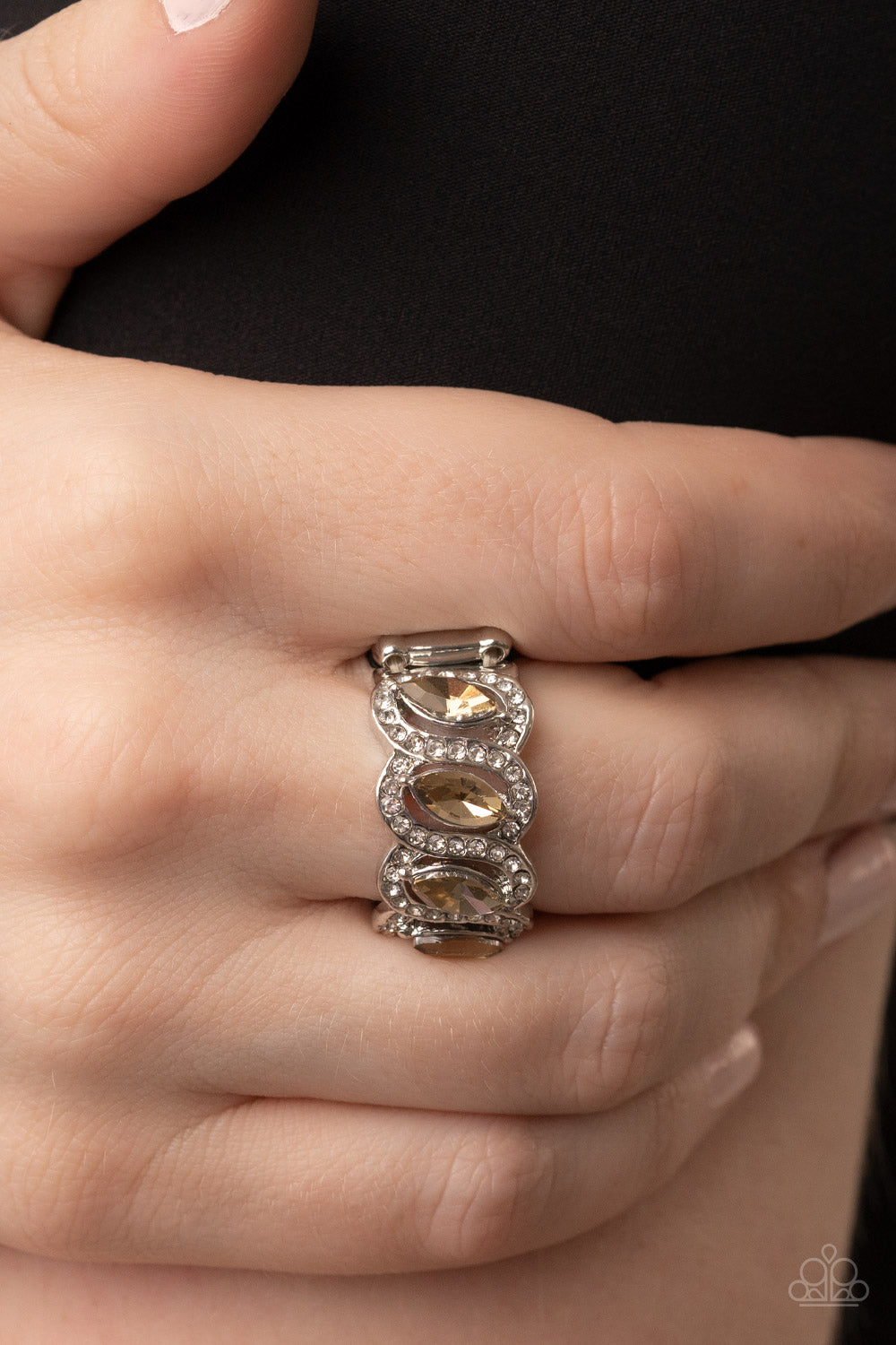 Staggering Sparkle - Brown ring