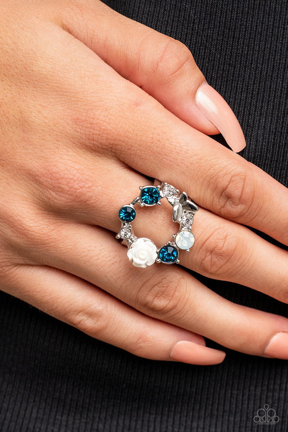 Butterfly Bustle - Blue ring