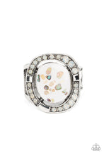 Load image into Gallery viewer, Beach Bijou - White ring
