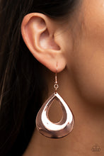 Load image into Gallery viewer, Laid-Back Leisure - Copper earrings
