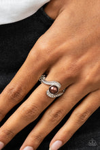 Load image into Gallery viewer, Envious Enrapture - Brown ring
