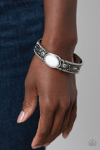 Load image into Gallery viewer, Rural Repose - White bracelet
