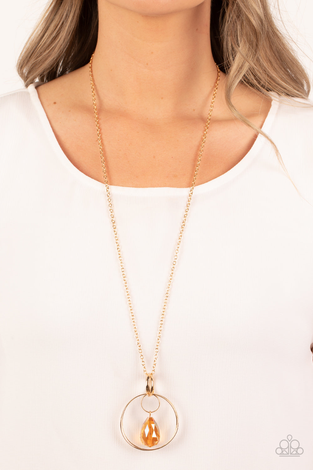 Swinging Shimmer - Gold necklace