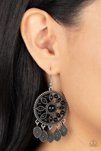 Load image into Gallery viewer, Sagebrush Symphony - Black earrings
