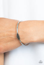 Load image into Gallery viewer, Free-Spirited Shimmer - Blue bracelet
