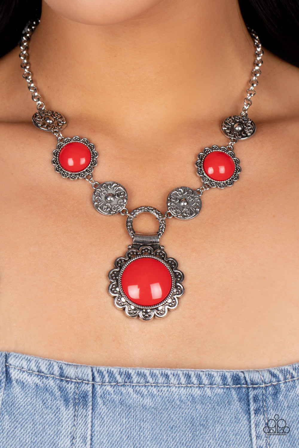 Poppy Persuasion - Red necklace
