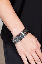 Load image into Gallery viewer, Stretch of Drama - Multi bracelet

