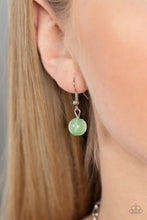 Load image into Gallery viewer, Glimmering Groves - Green necklace
