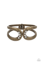 Load image into Gallery viewer, Desert Prosperity - Brass bracelet
