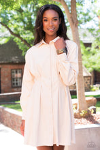 Load image into Gallery viewer, Flickering Fortune - Brass bracelet
