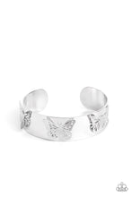 Load image into Gallery viewer, Magical Mariposas - Silver bracelet
