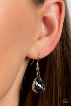 Load image into Gallery viewer, Glittering Geometrics - Silver necklace
