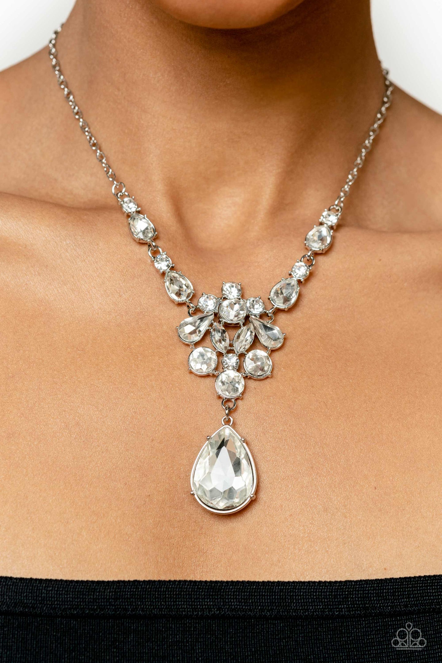 TWINKLE of an Eye - White necklace