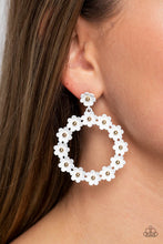 Load image into Gallery viewer, Daisy Meadows - White earrings
