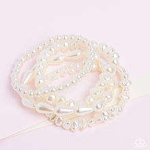 Load image into Gallery viewer, Gossip PEARL - White bracelet
