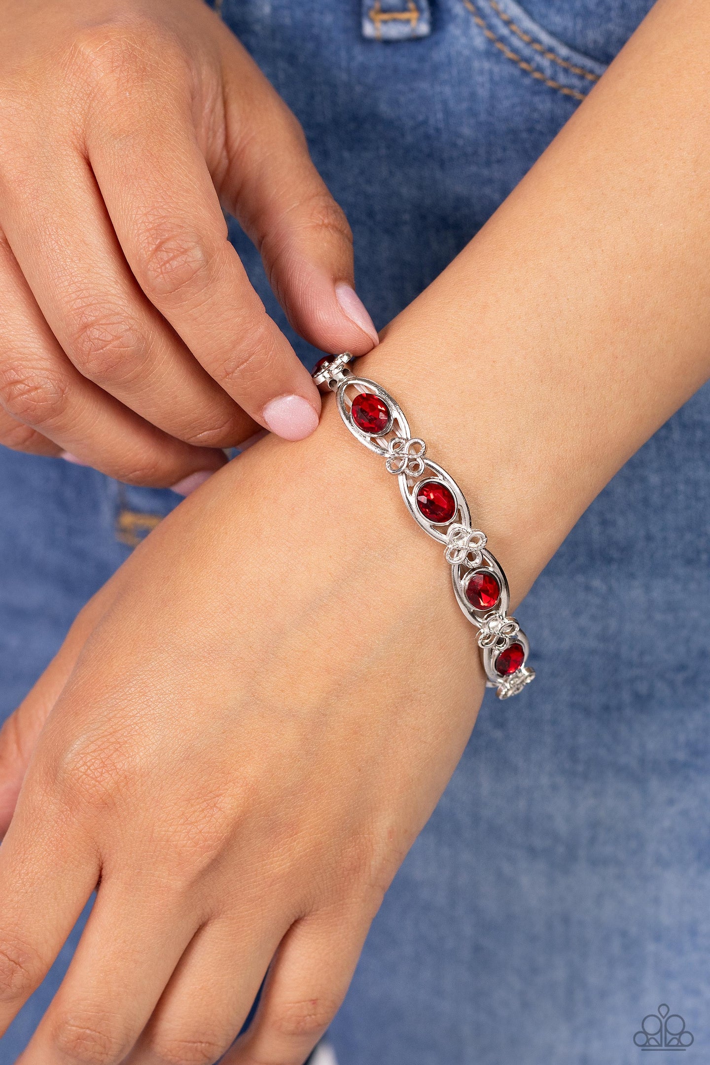 Infinite Impression - Red bracelet