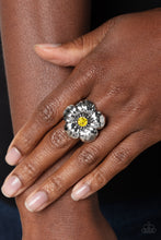 Load image into Gallery viewer, BLOOM BLOOM Pow - Yellow ring
