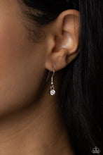 Load image into Gallery viewer, Dancing Dimension - Pink necklace
