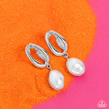 Load image into Gallery viewer, Im HAVANA Party - White earrings
