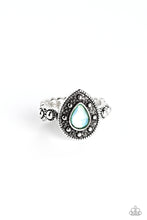 Load image into Gallery viewer, Opera Showcase - Green ring
