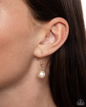 Load image into Gallery viewer, Disco Date - Gold necklace
